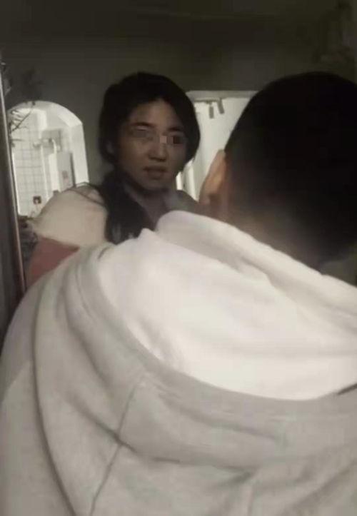 优秀女人吃瓜视频,揭秘优秀女人背后的吃瓜智慧