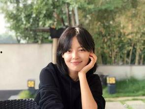 秦岚和辛芷蕾吃瓜视频,娱乐圈幕后故事大揭秘