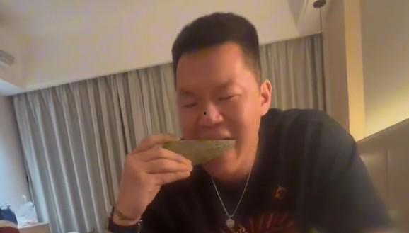 吃瓜运动视频