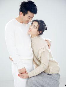 女友吃瓜男友求婚视频,女友吃瓜意外见证男友浪漫求婚
